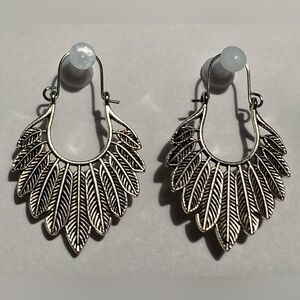 Silver Tone Bohemian Filigree Geometric Feather Design Hoop Earrings